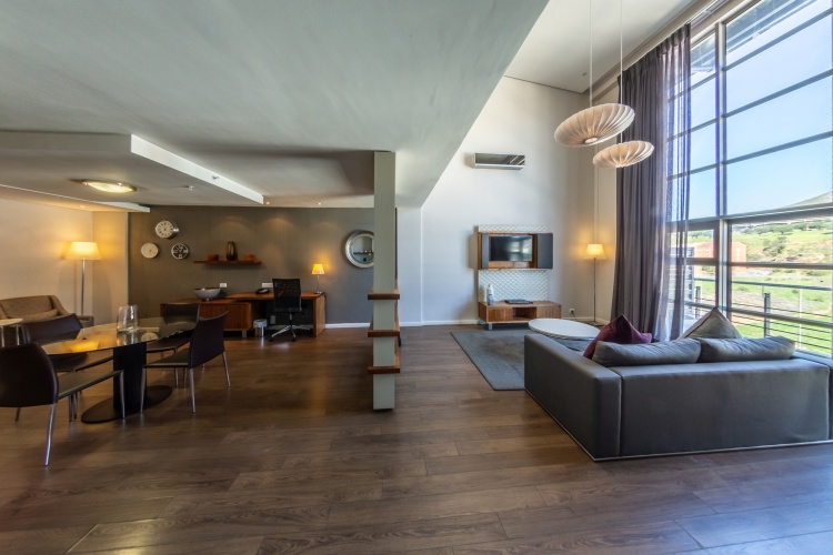 DoubleTree by Hilton Cape Town - Upper Eastside photo 10