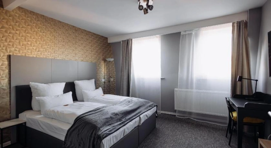1 Bedroom Double Apartment