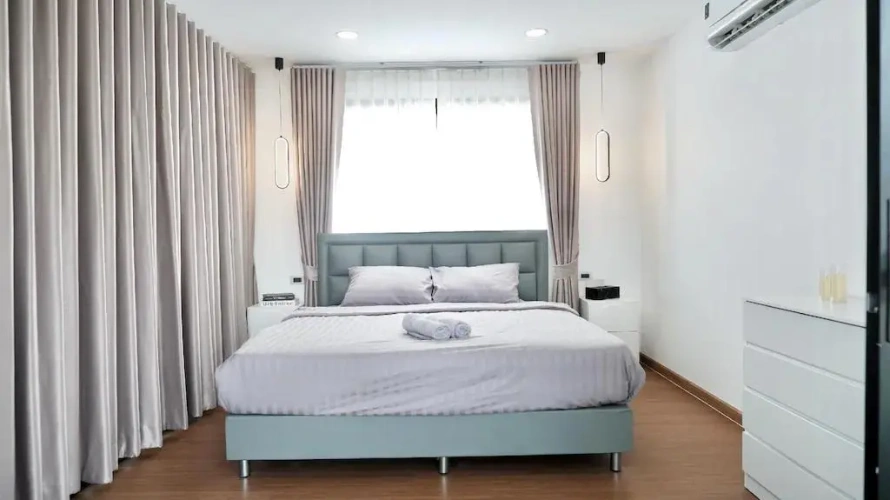 3 Bedrooms Villa with garden view
