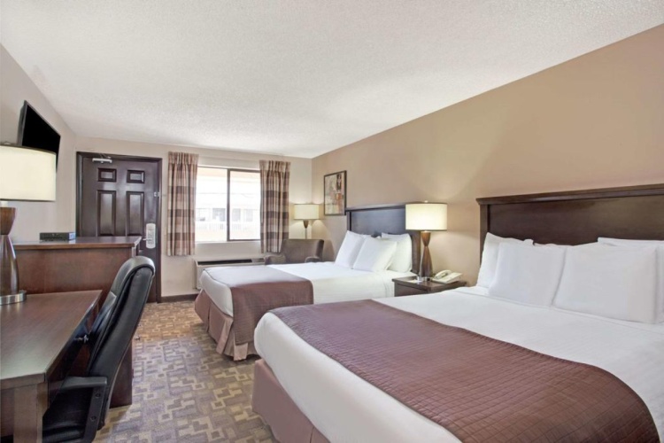 Twin room