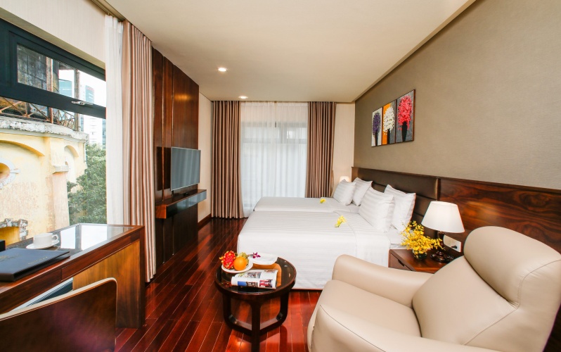 Double Suite