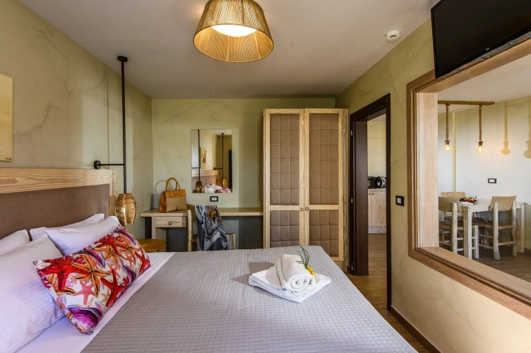1 Bedroom Luxury with Private Pool Double Suite with sea view