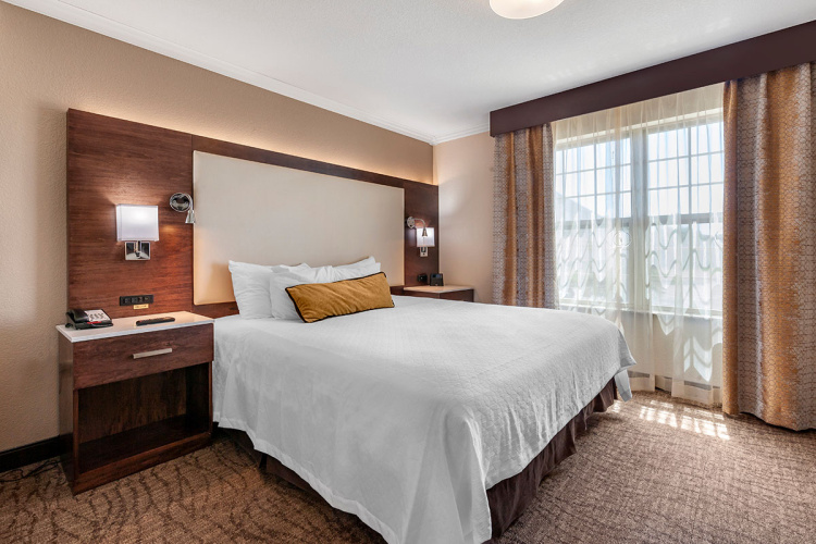 2 Bedrooms Accessible Double Suite