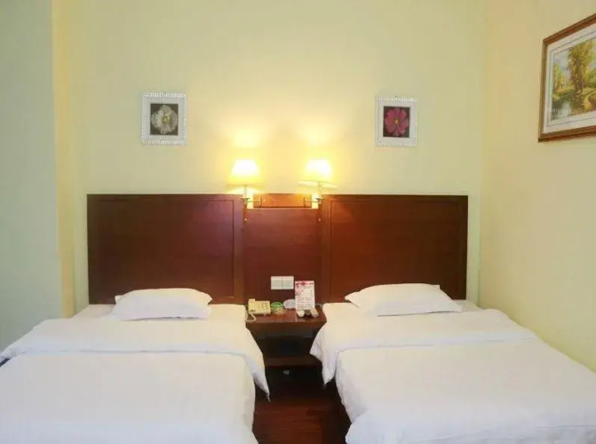 Xingyi Hotel