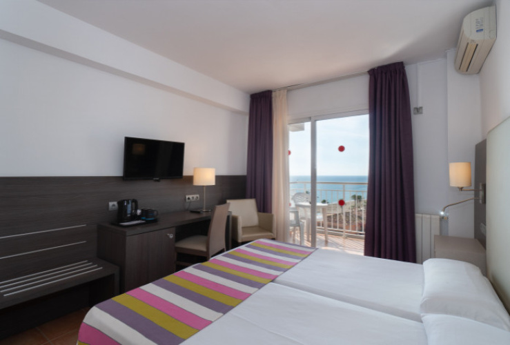 Superior Twin room with balcony