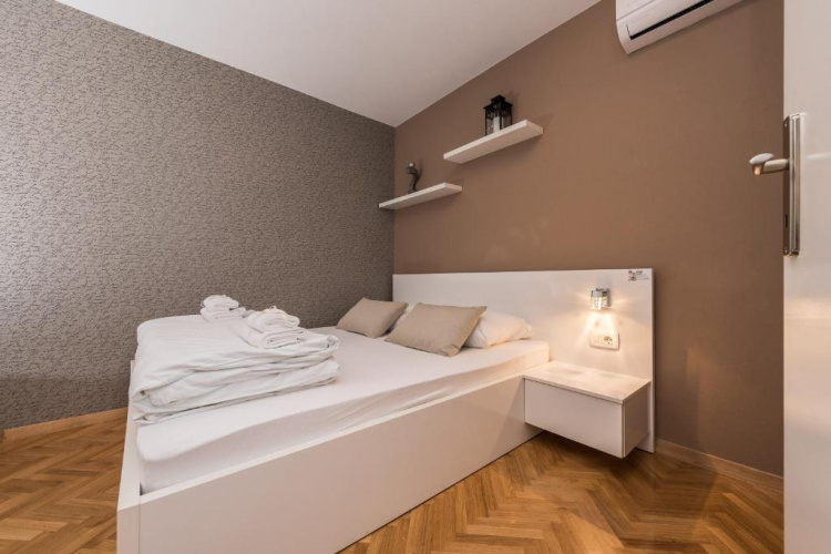 Apartments Donat