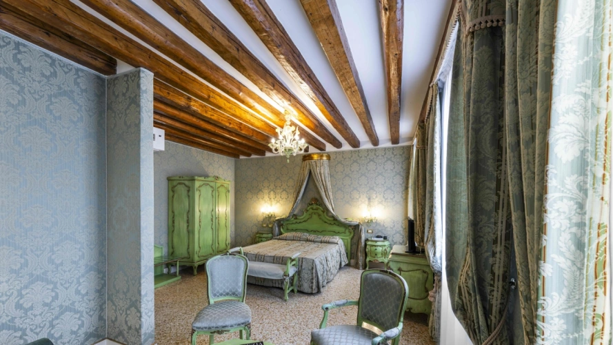 Canal View Double room