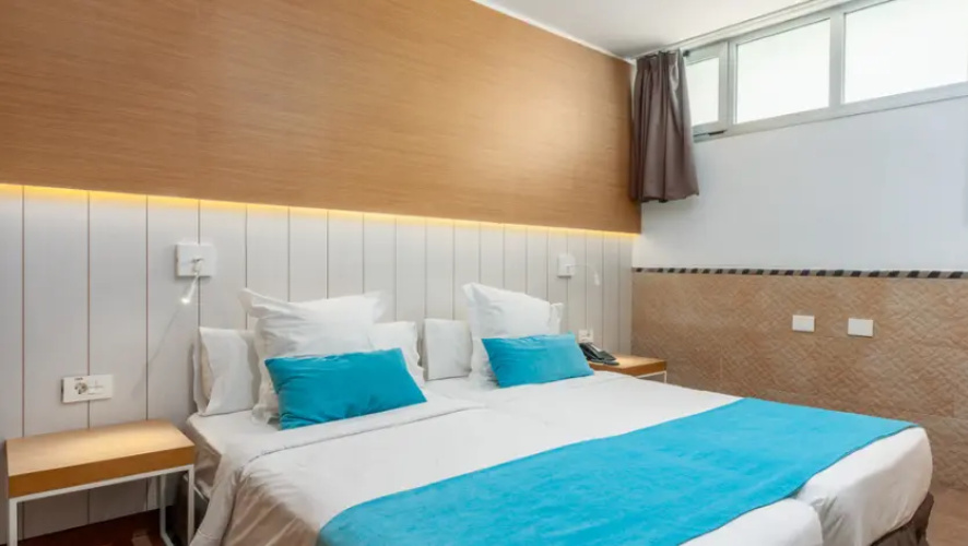 1 Bedroom Twin Apartment