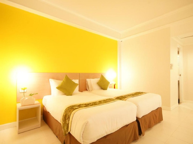 Standard Twin room