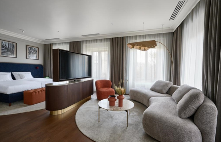 Corner Double Suite