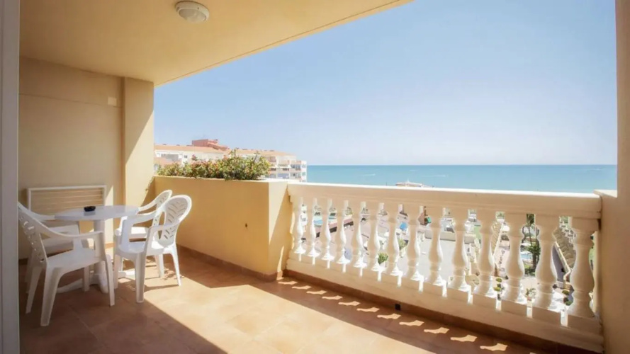 RH Casablanca & Suites Hotel