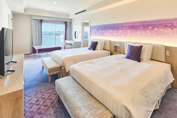 Deluxe Twin Suite