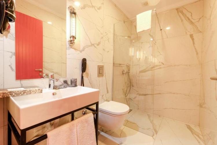 Deluxe Double Suite