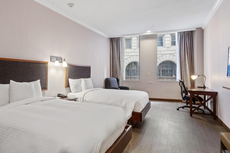 Quadruple room