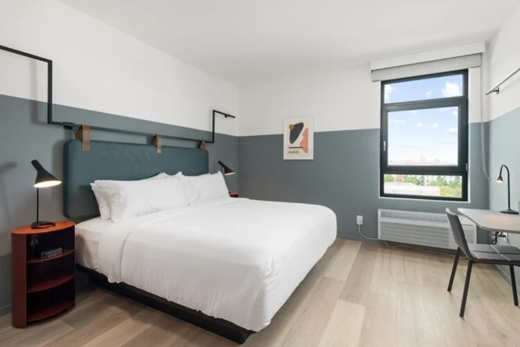 Urban Double Hearing Accessible room