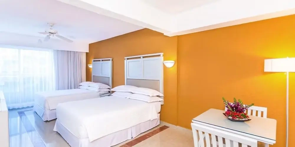 2x2 interconnecting room