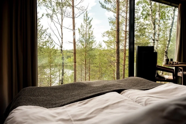 Kuru Lake Double Suite