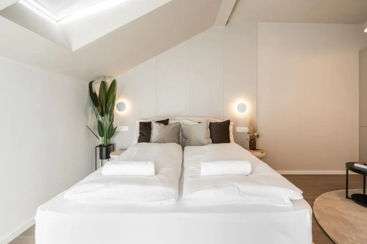1 Bedroom Apartment with balcony