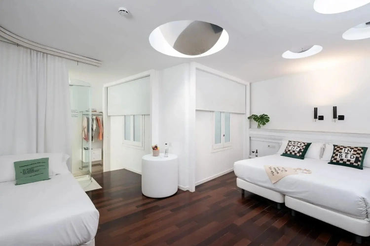 Triple room