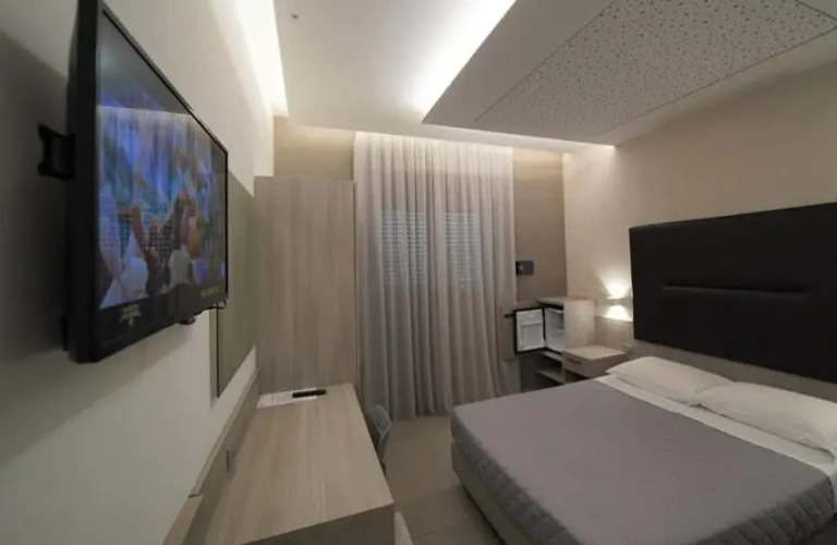 Plus room