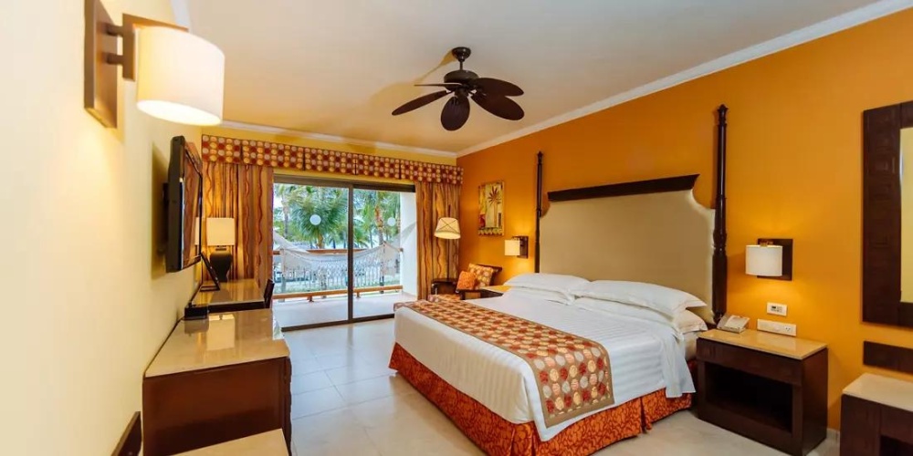 Premium Level Double Suite oceanfront