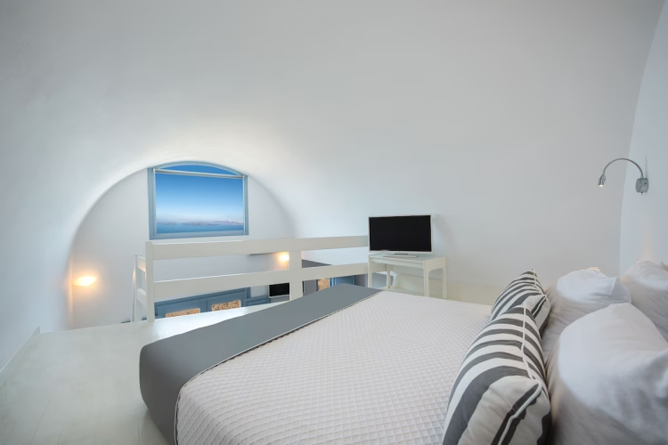 Apanemo Hotel