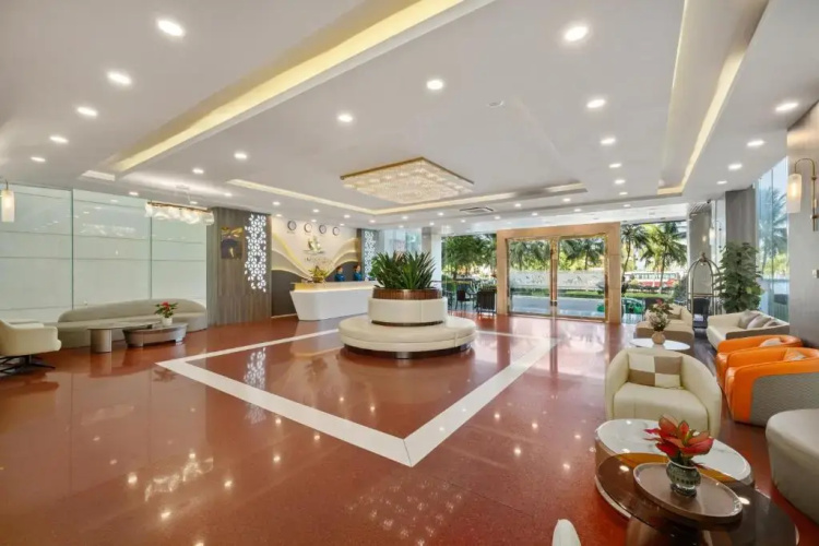 Lunar Hotel Danang