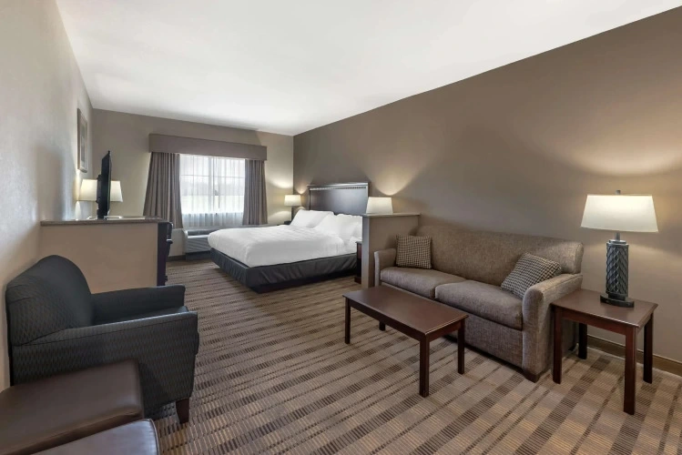 Accessible Double Suite