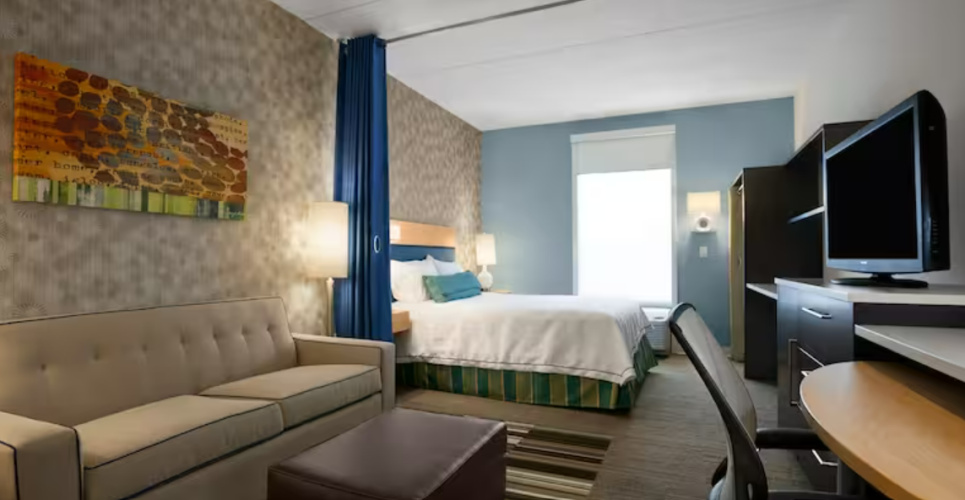 Hearing Accessible Double Studio Suite