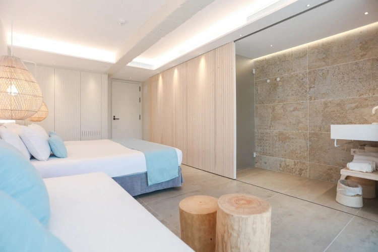 Mediterranean Triple room with balcony and with sea view