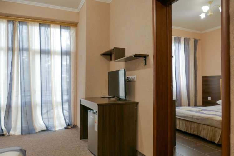 2 Bedrooms Standard (Building A) Small Quadruple room