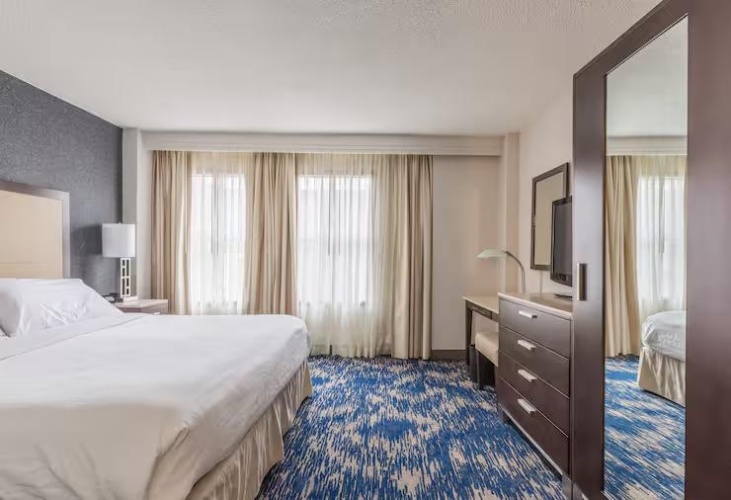 2 Rooms Larger Double Suite