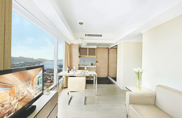 Double Suite