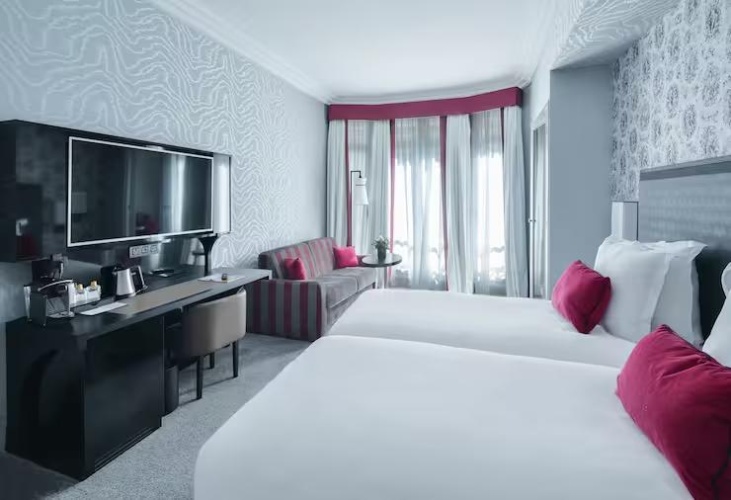 Deluxe Twin room