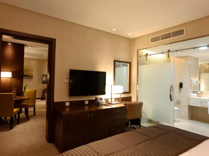 Standard Twin Suite with city view