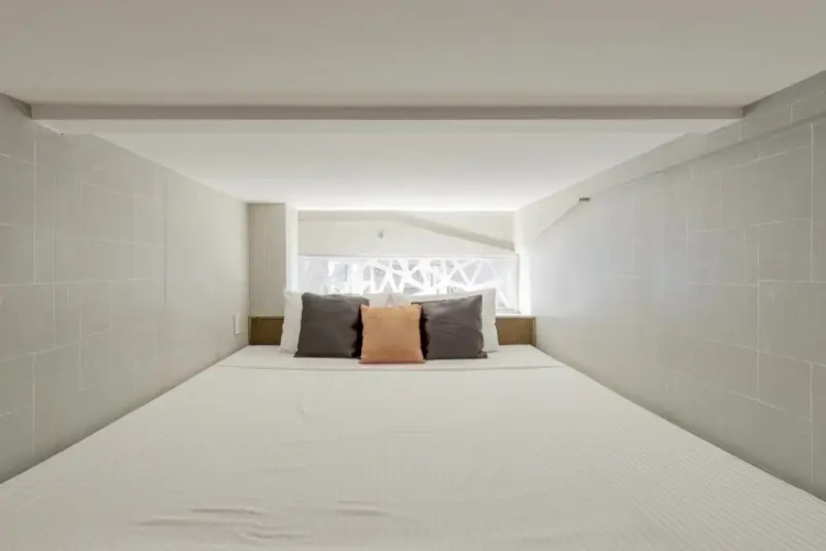 Selah Pods Hotel Manila