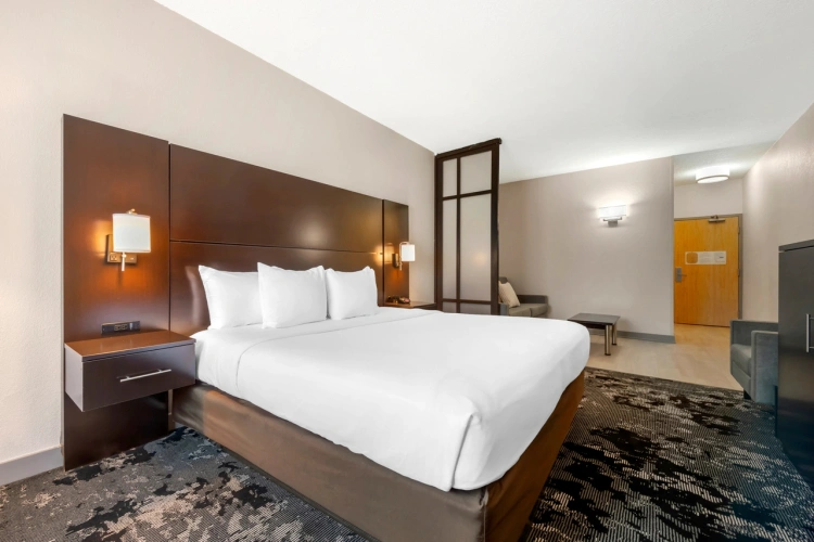 1 Bedroom Double Suite