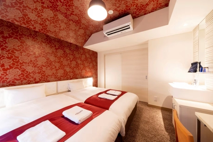 Hollywood Twin room