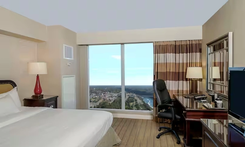 Premium with Whirlpool Double room with Canadian/US Falls View