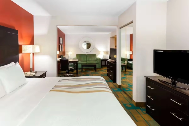 Double Suite