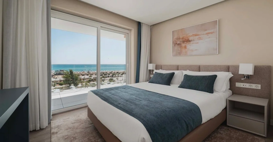 1 Bedroom Apartment with balcony and with sea view