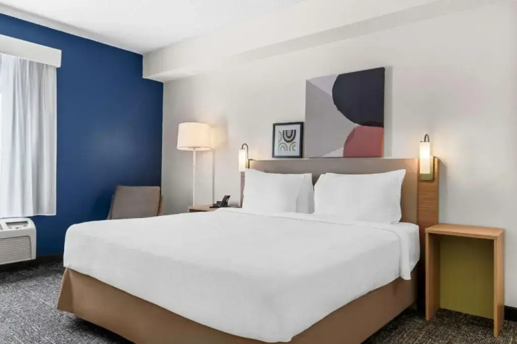 Spark by Hilton Hershey Near the Park