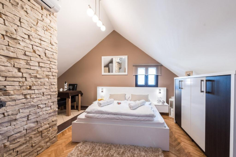 Apartments Donat