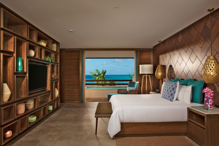 Honeymoon Preferred Club Double Suite