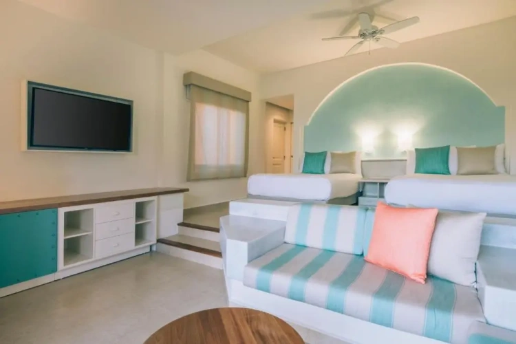 Near Beach Double Junior Suite