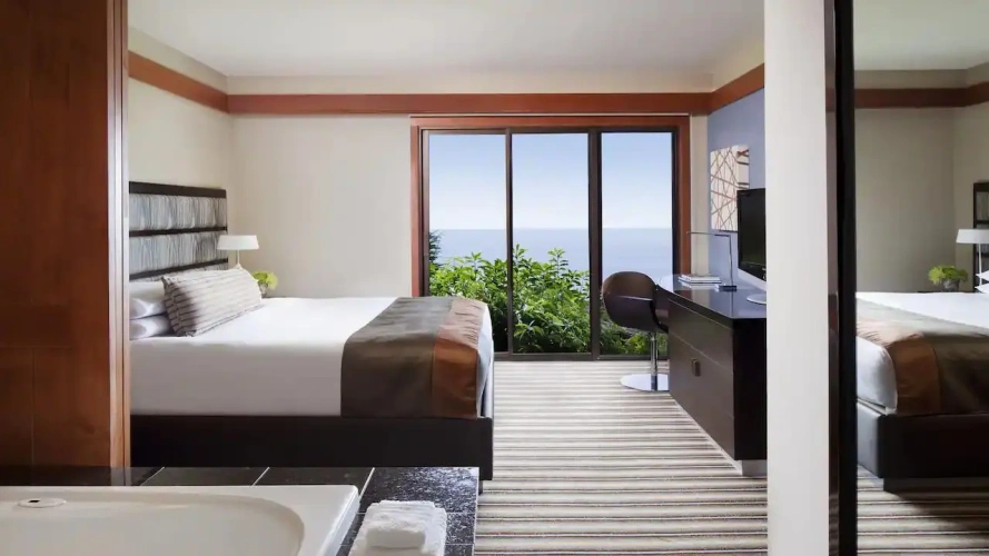 Townhouse Spa Double Suite with ocean view