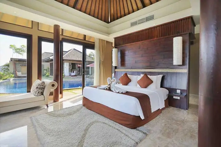 2 Bedrooms Villa