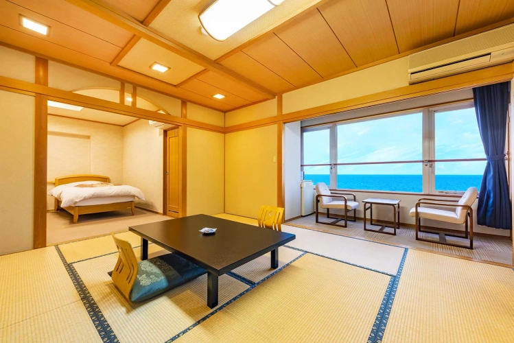 Japanese-Western Style with Semi-Open-Air Bath room