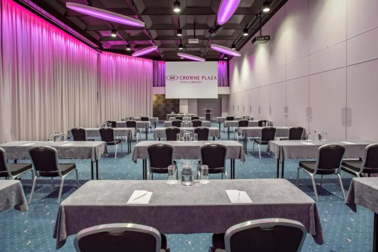 Crowne Plaza Zurich photo 36