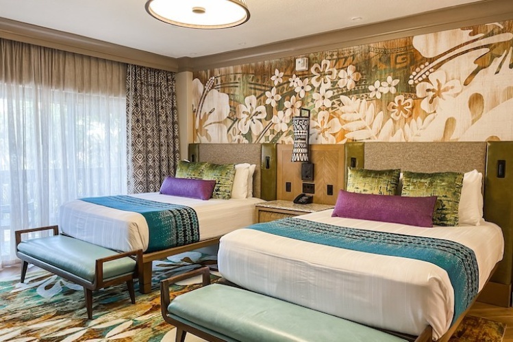 1 Bedroom Club Level Suite